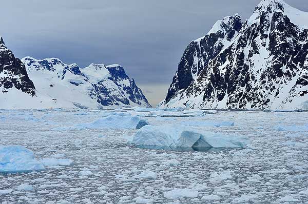 Shackleton elsüllyedt hajóját keresi az Antarktiszi expedíció